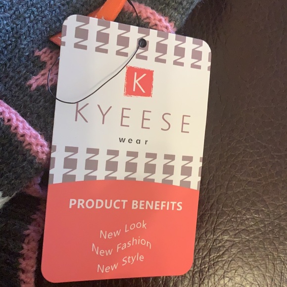 Pet Sweater - Picture 7 of 7